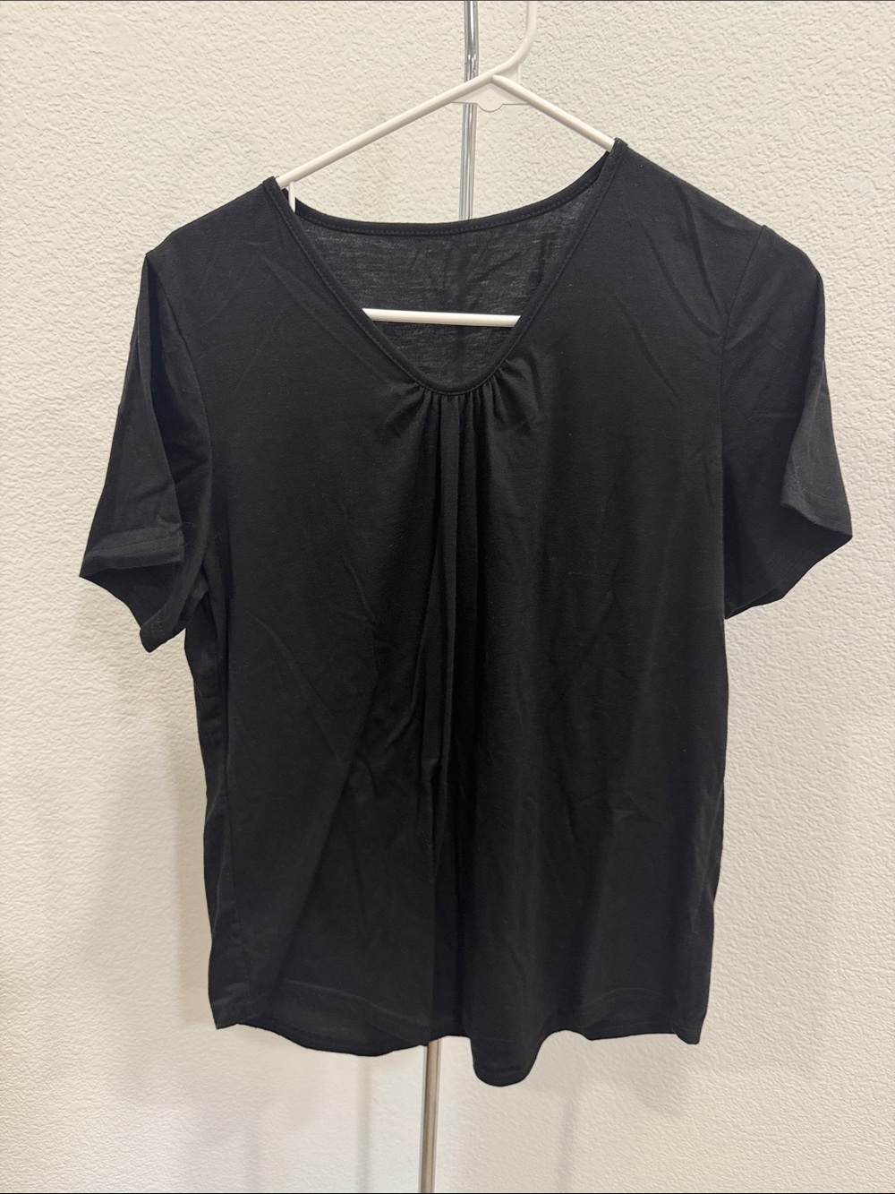 Black Short-Sleeve V-Neck Women's Top with Front Pleat